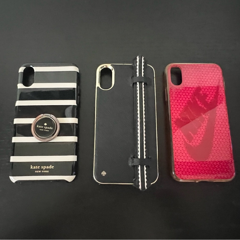 Set of 3 IPhone X cases USED